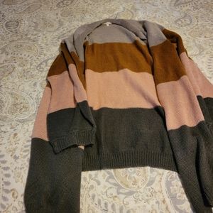Maurices sweater